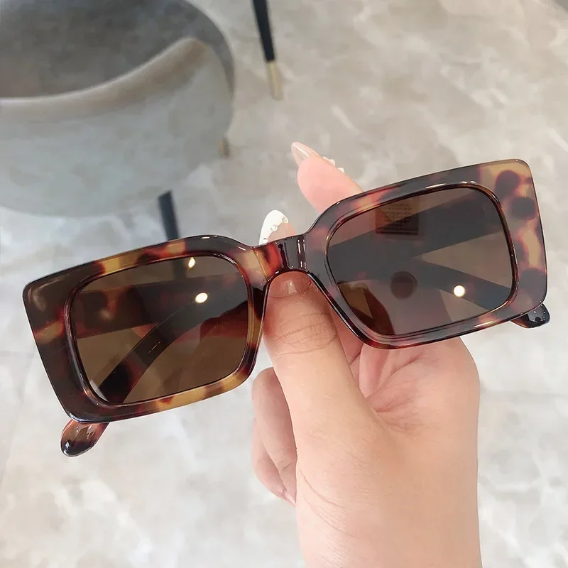 New Ins Popular Fashion Small Rectangle Sunglasses Women Retro Leopard Shades UV400 Men Trending Square Sun Glasses