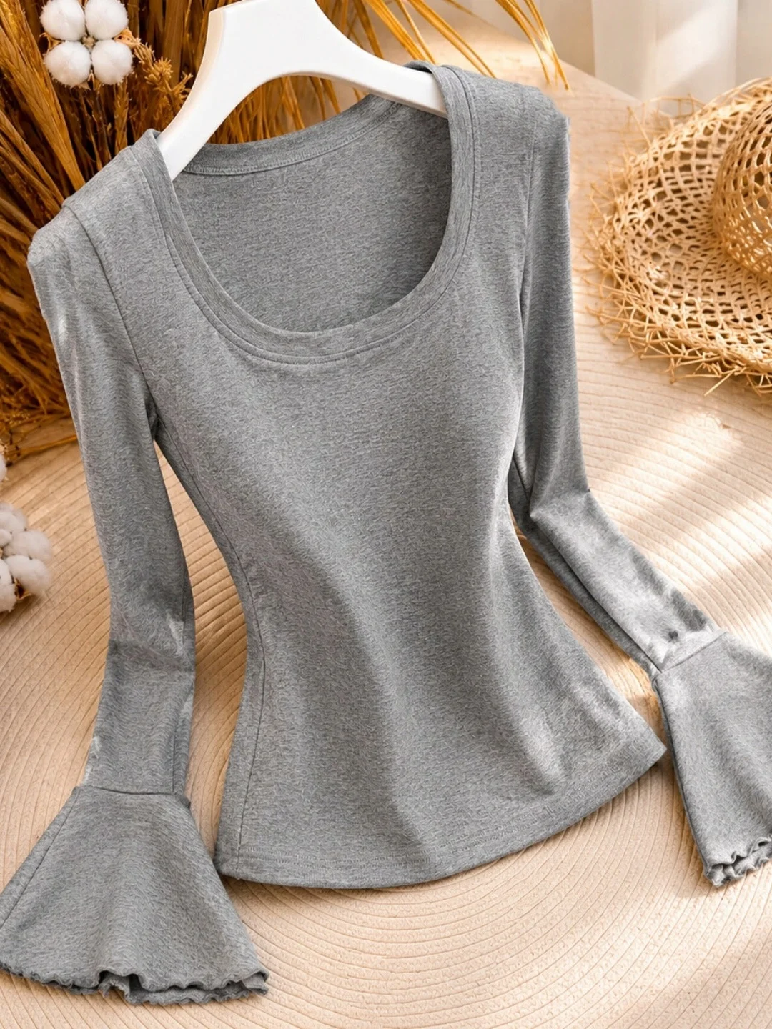Korean Style Slim Fit Overhead T-Shirt Bell Sleeve Long Sleeve Fashion Design Unique Popular Autumn Season Women's Top