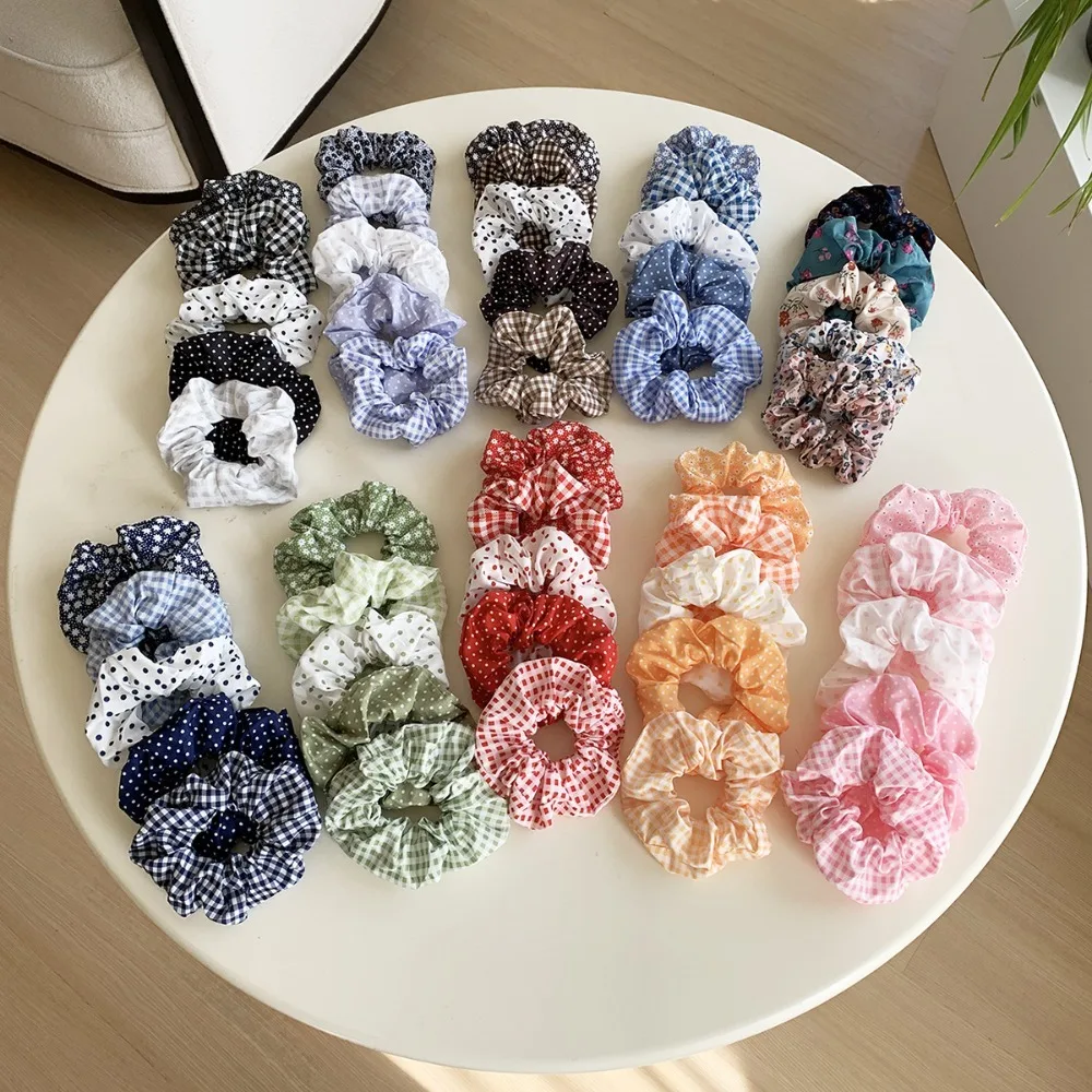 

5pcs Polka Dot Hair Ties Elegant Cute Fabric Scrunchies with Flower Prints Sweet Floral Dot Hair Bands Academy Style for Ages