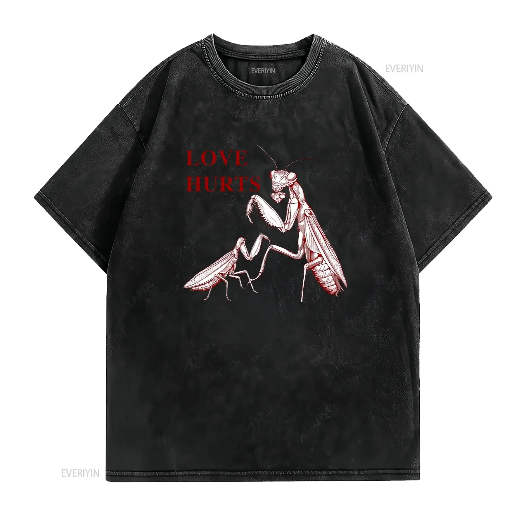Love Hurts Praying Mantis Dark Humor Retro Insect T shirt vintage Washed Stylish designer clothes fashion Slightly Versatile