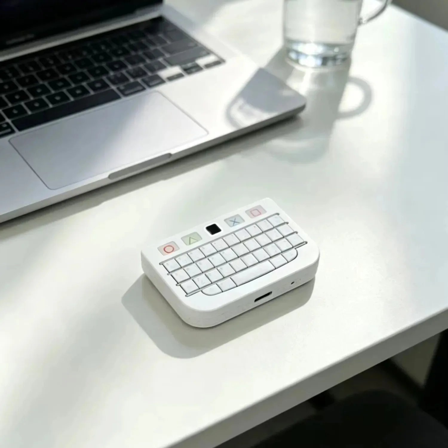 White BlackBerykbd Q10 Style Bluetooth USB Dual Mode Mini QWERTY Keyboard Wireless Keypad for PC Laptop Phone Tablet DIY