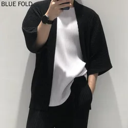 Miyake Half-Sleeved Cardigan for Men, Japanese Pleated Loose Shirt, Large Size, Short-Sleeved, Versatile, Spring and Summer