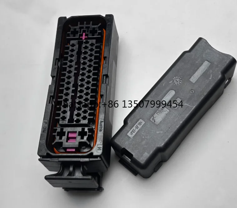 42holes 7L0 973 047 7L0973047 Automobile Connector ABS Plug