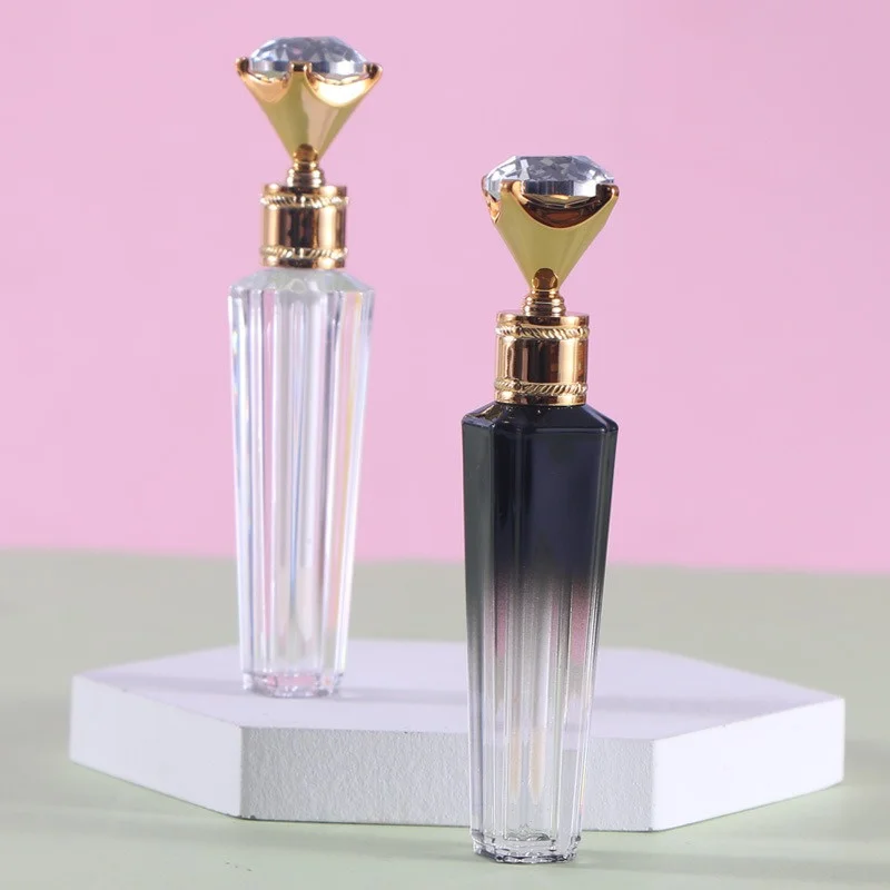 

3ml/0.106oz 10pcs Diamond Shape Lipgloss Tube Black Gradient Transparent for Lip Gloss Foundation Lip Glaze Shine Uniqueness