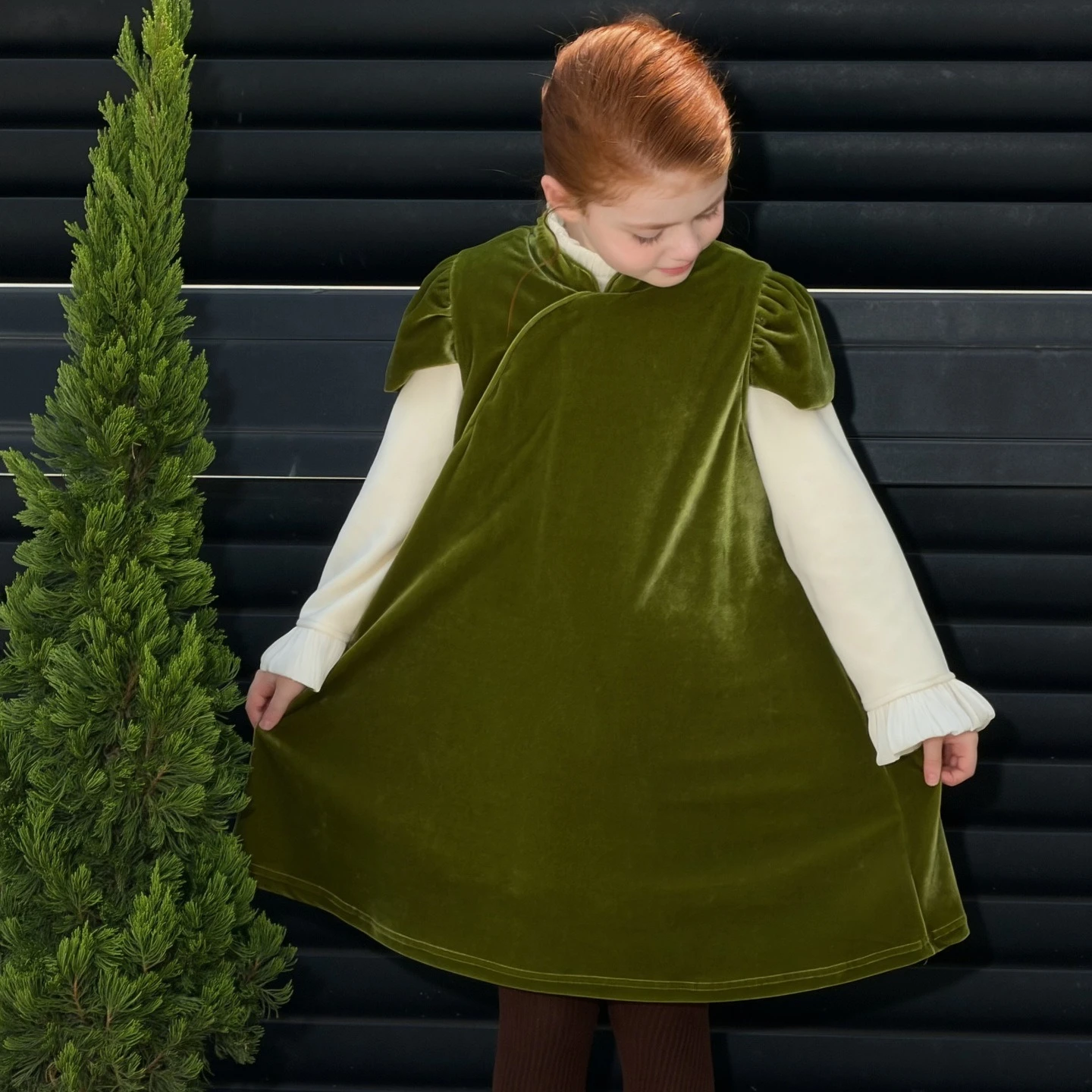 Girls Dress 2026 Autumn and Winter New Children's Clothes Girls Baby New Chinese Short-sleeved Velvet Cheongsam Dress