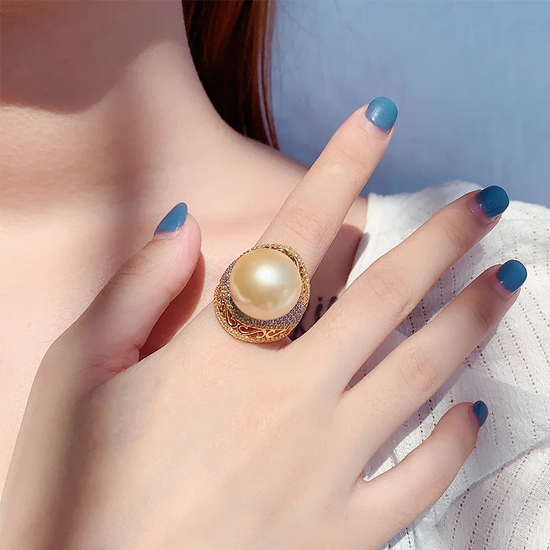 New style ring inlaid with golden shell pearls in light gold color, women's fashion ring jewelry accessories wholesale 16mm
