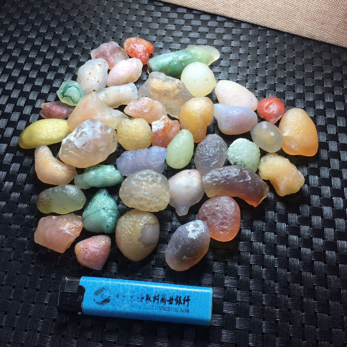 Desert Stone Jade Tone Alashan Agate, 5pcs Glass Vial Display, 10-15mm Unpolished, Terrarium Decor-Candy Agate