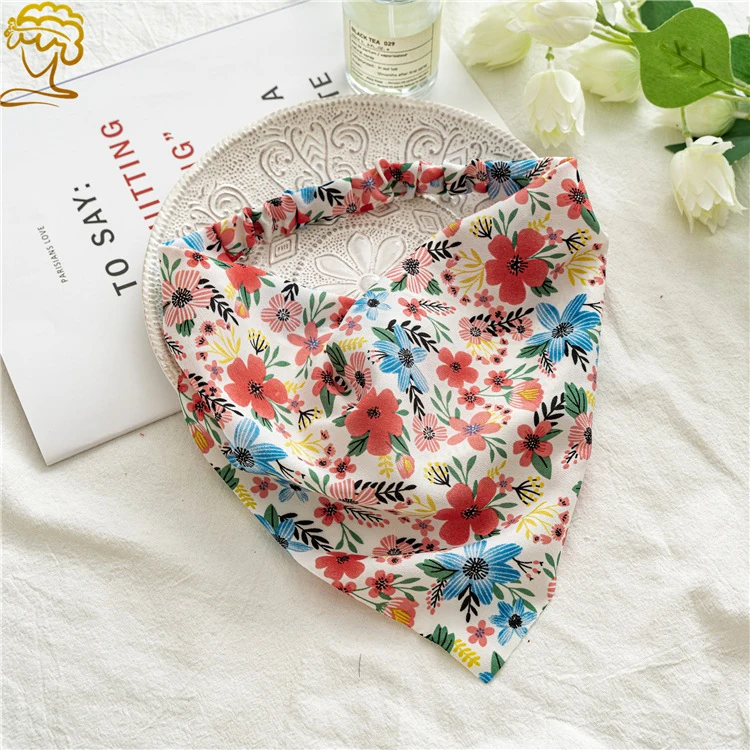 Damen Kleine Blumenmuster Stoff-Bandanas Mädchen Frische Dreieckige Kopftücher Damen Sommer Herbst Haarschals Haaraccessoires Turban – Detail 7