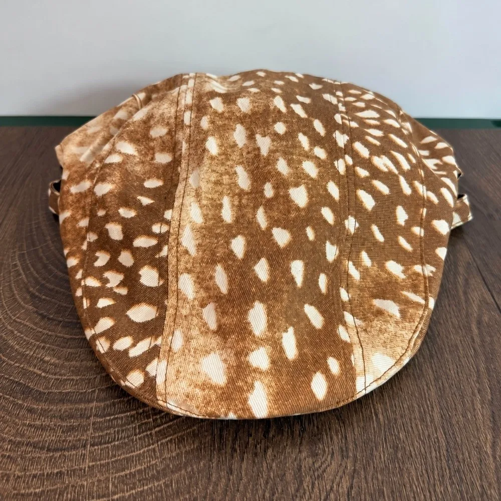 Versatile Deer Spotted Berets Short Brim Irregular Stitching Beret Cap Deer Ripple Flat Top Peaked Hats for Men and Women
