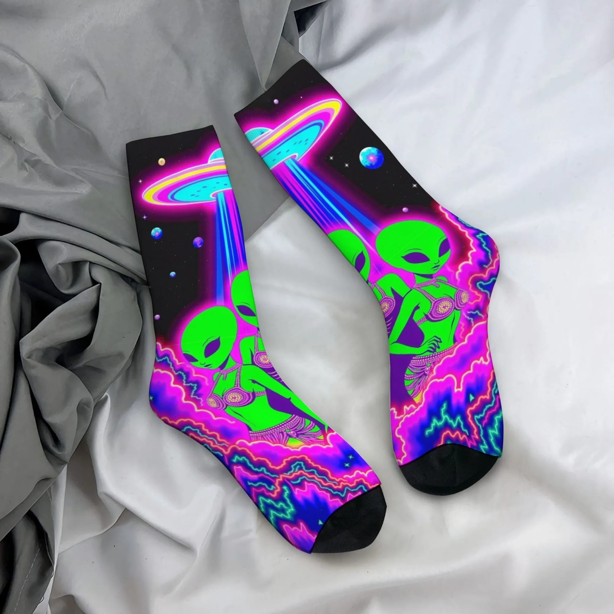

Anime Cyber Sexy Alien Men's Socks Harajuku Retro Style Casual Fashion Socks Novelty Funny Happy Hip-Hop Socks Crazy Party Gift