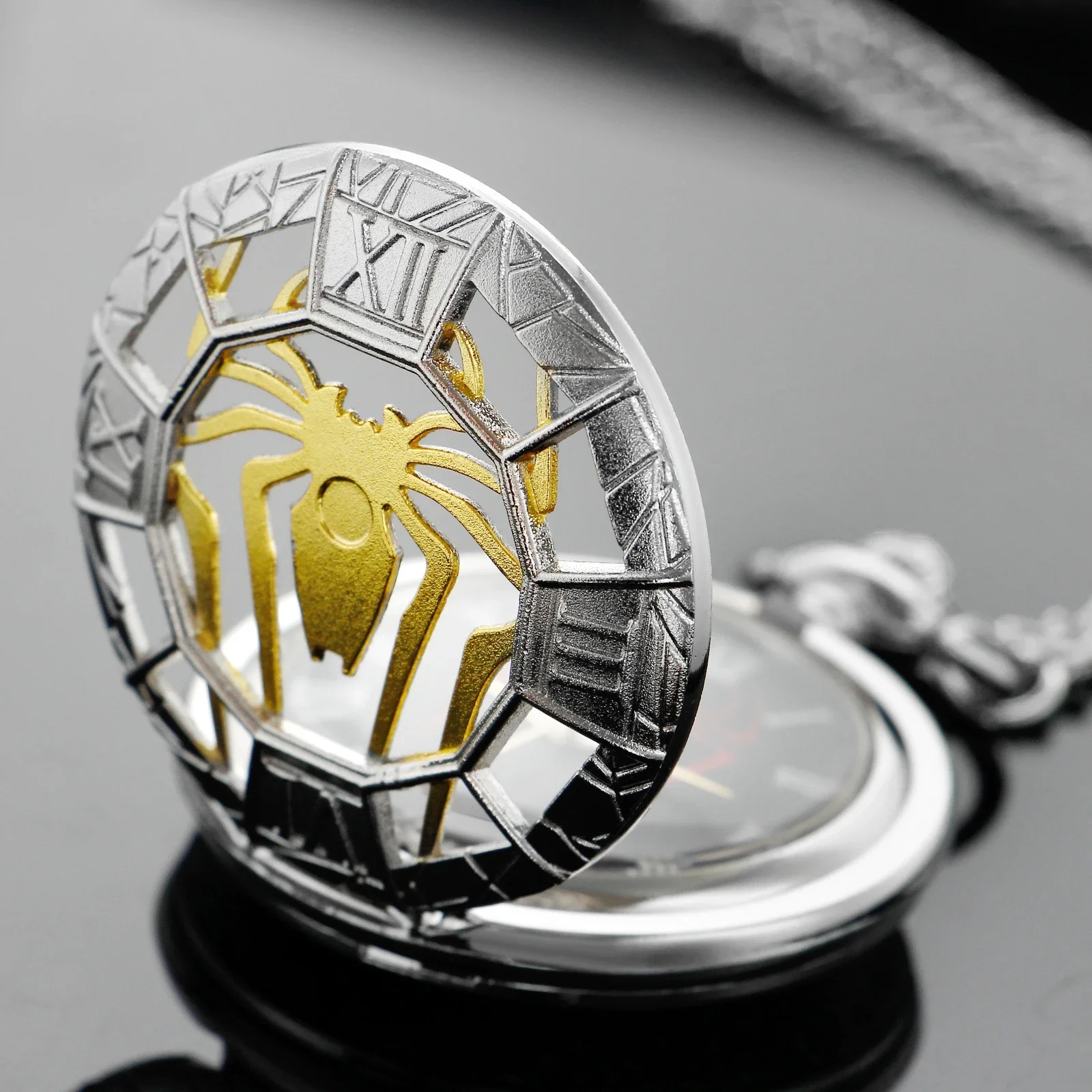 New Steampunk Silver Spider Hollow Quartz Pocket Watch Exquisite Necklace Pendant Bracelet Clock Best Gift for Men Relogios