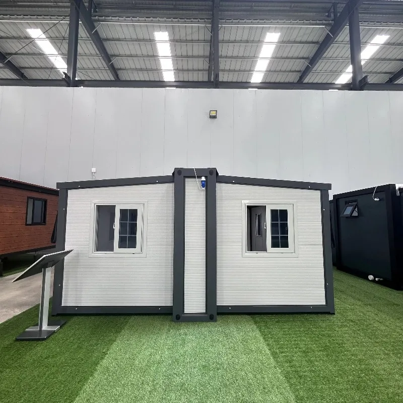 Luxury Villa Container House 20ft 40ft Factory Price Quick Installation Modern Design