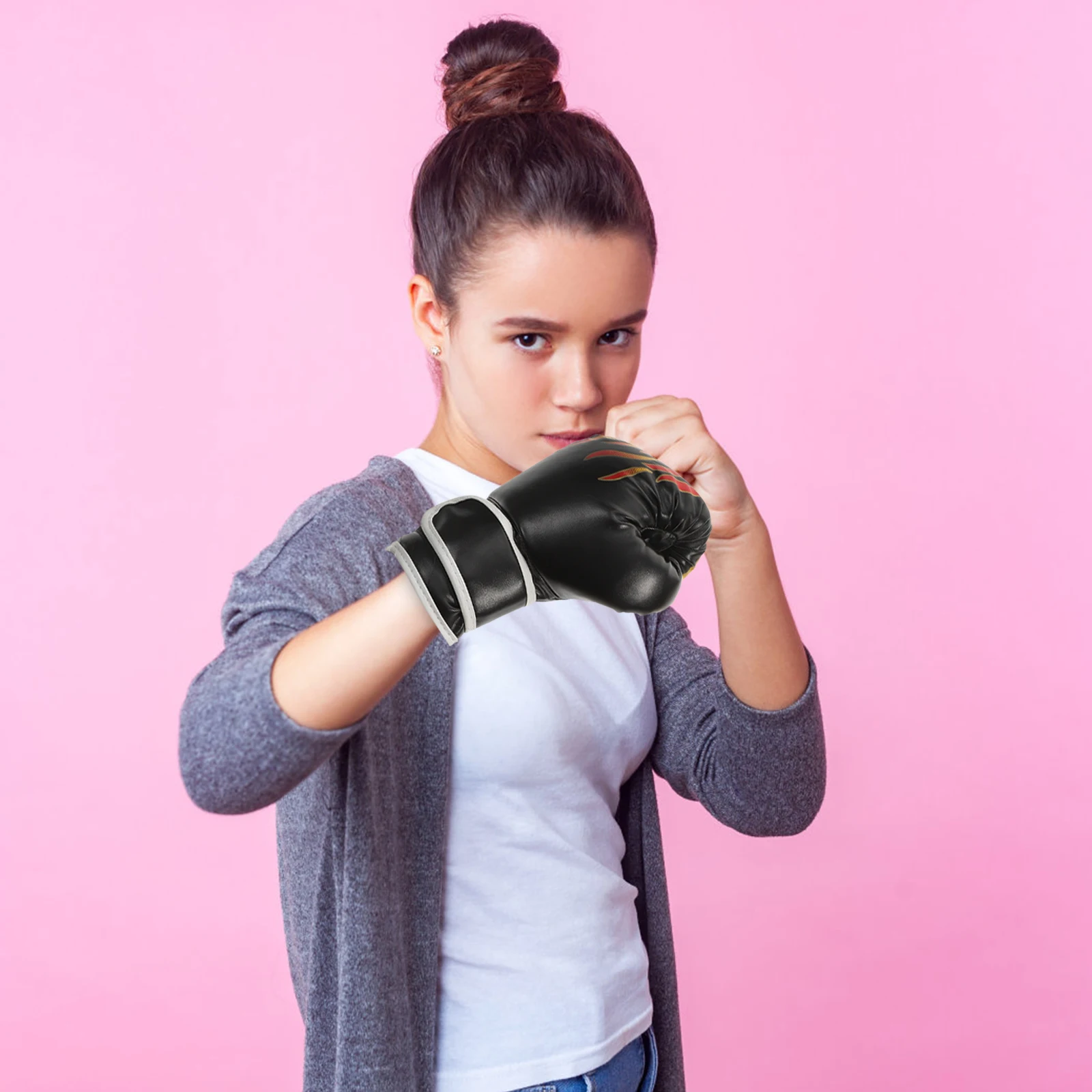 

Children PU Boxing Gloves with Flame Pattern Training Gear for Kickboxing Martial Arts Breathable Anti-Slip Punch Mitts Included