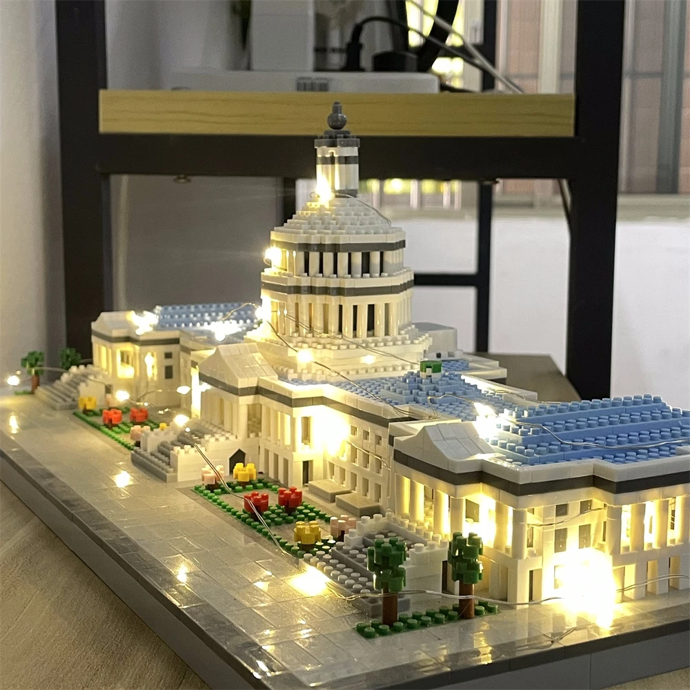 Knew Built Capitol Micro Mini Building Block Toy with USB LED, Dazzling Architectural Replica Educational, Decorative Novelties