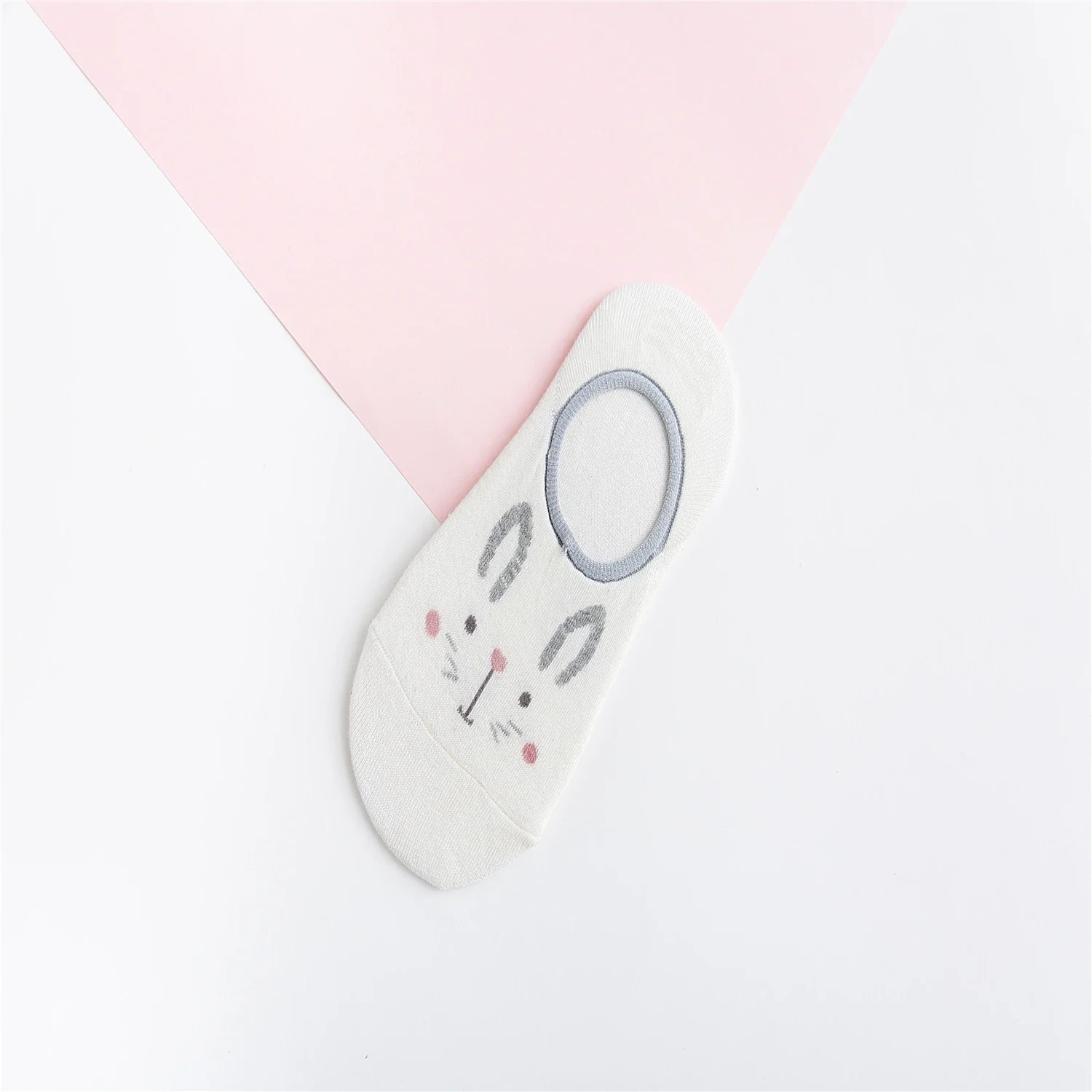 Primavera ed estate Nuovi calzini bassi in cotone dolce e adorabile Calzini da barca invisibili bianchi in cartone animato