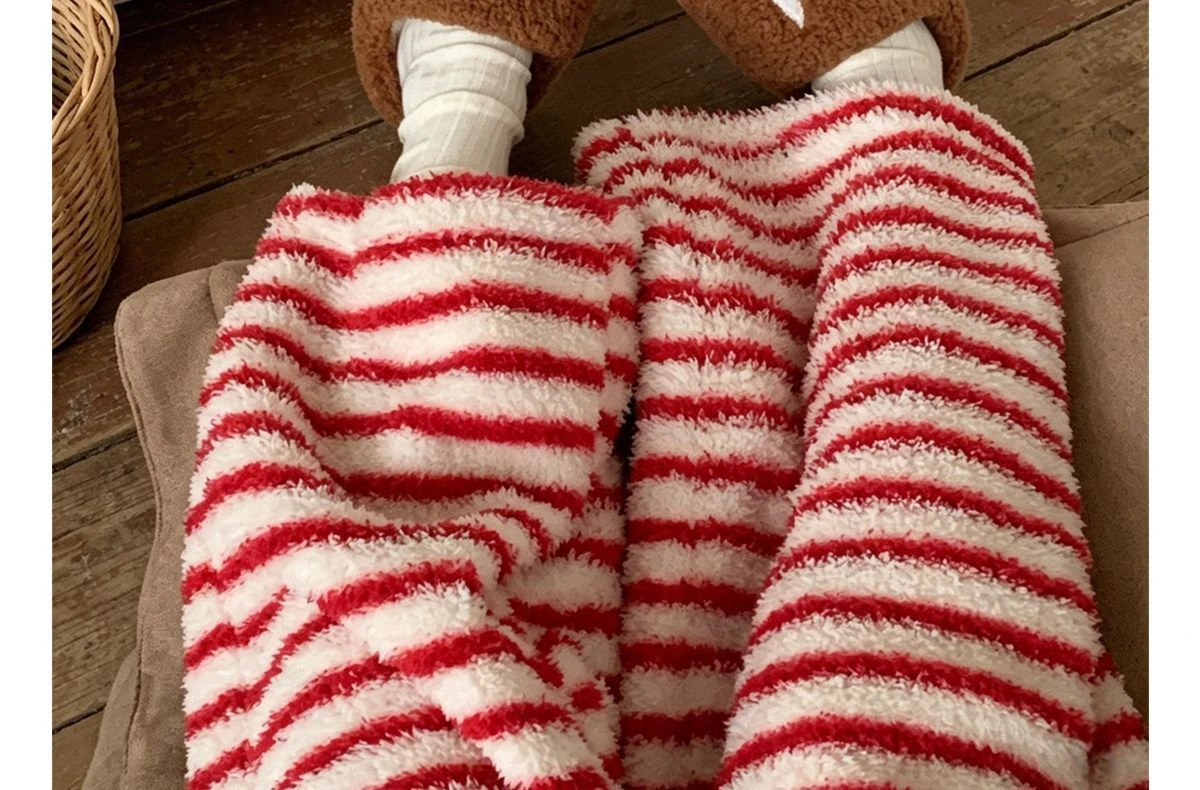 Unisex Warme Plüsch-Hausschuhe mit Sternenmuster, Rutschfeste Flauschige Fleece-Gefütterte Indoor-Hausschuhe für Damen, Pilz-Hausschuhe – Detail 12