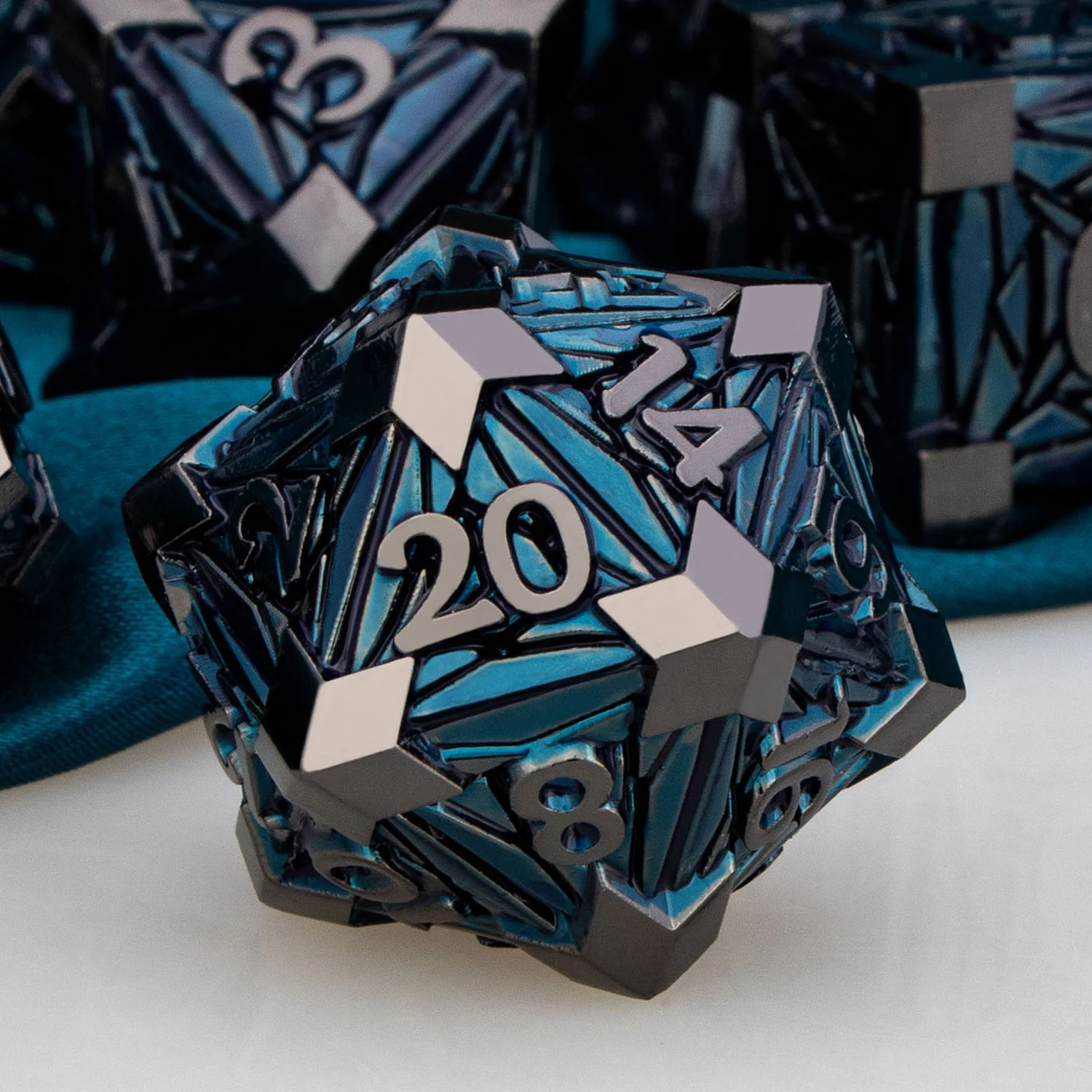 7PCS DND Metal Dice Set D&D Dungeon and Dragon RPG Polyhedral Black Nickel Blue D&D Dice for D20 D+D Rolling Game D and D Dice