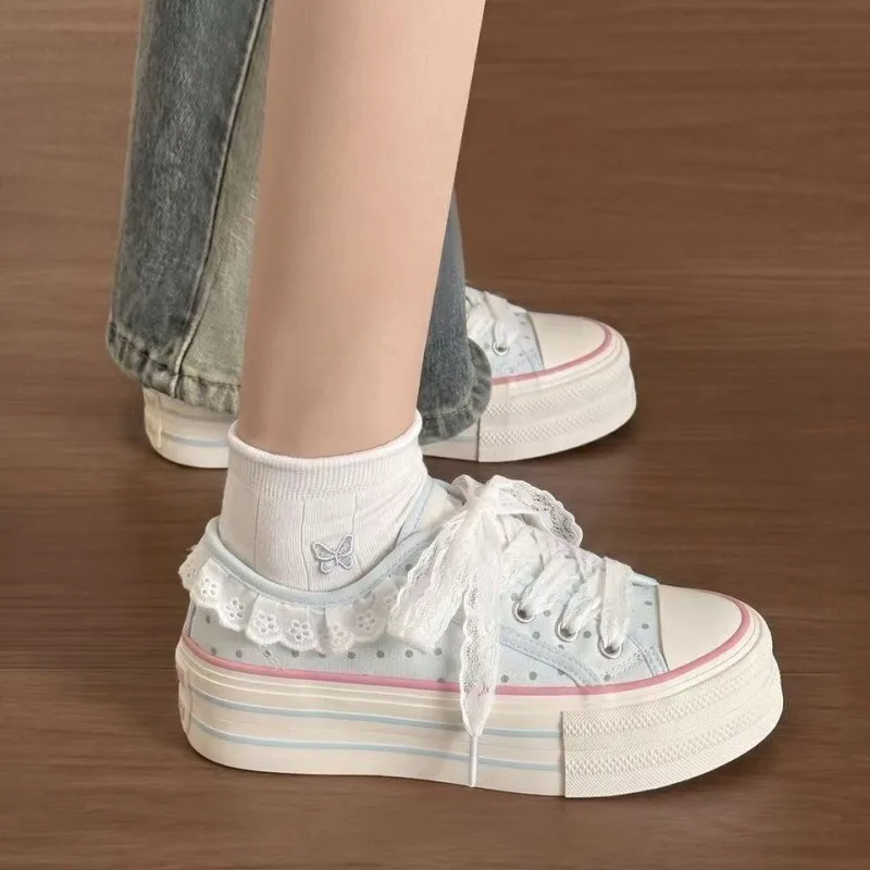Ladies Solid Light All Match Flats Closed Toe Summer Breathable Sneakers Non Slip Outdoor Walking Commute Shoes