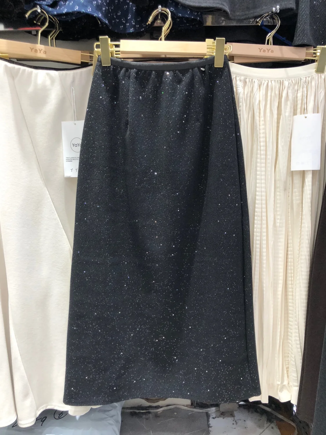 

Women's Autumn Winter Elegant Sequined Bling Bling Long Skirt Lady Autumn Winter Solid Color Wool&blend Straight Skirt