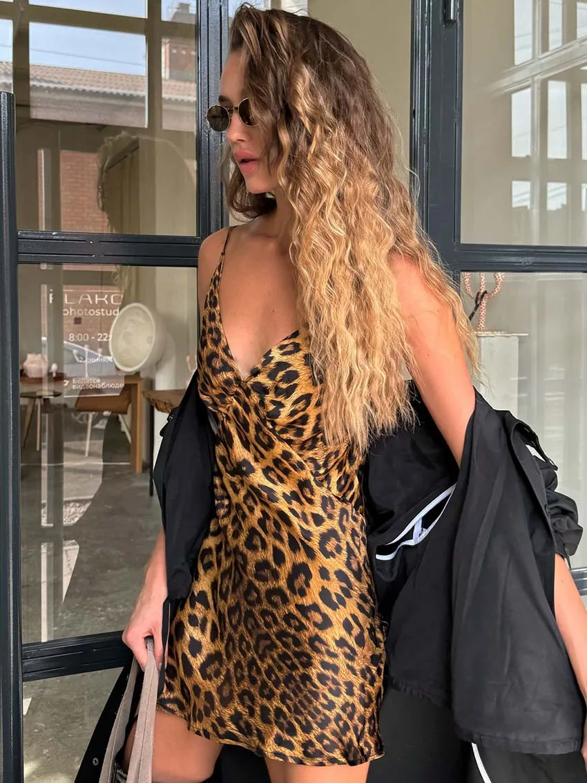 

Oymimi Casual Brown Leopard Print Womens Dresses Fashion Spaghetti Strap Slim Open Back Dresses Summer New Straight Mini Dress