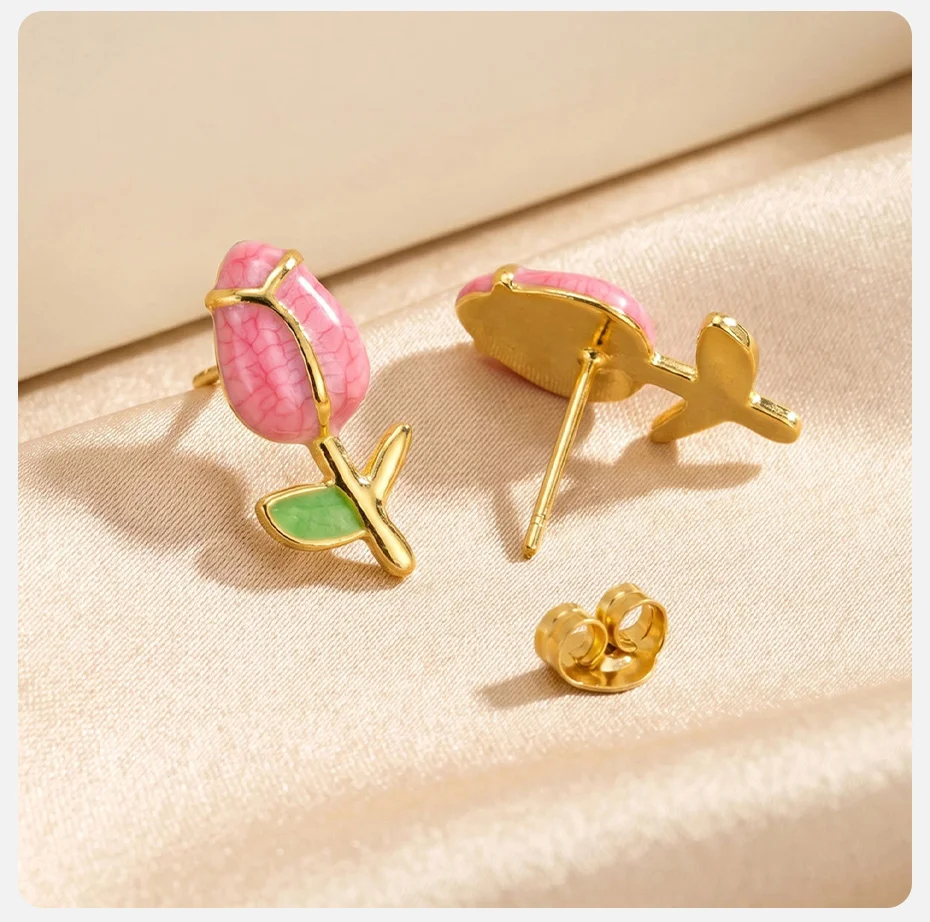 Vnox vergoldete Rosenblüten-Ohrringe für Damen, Edelstahl, niedliche rosa Emaille-Ohrstecker, französischer Stil, ästhetischer Schmuck – Detail 6