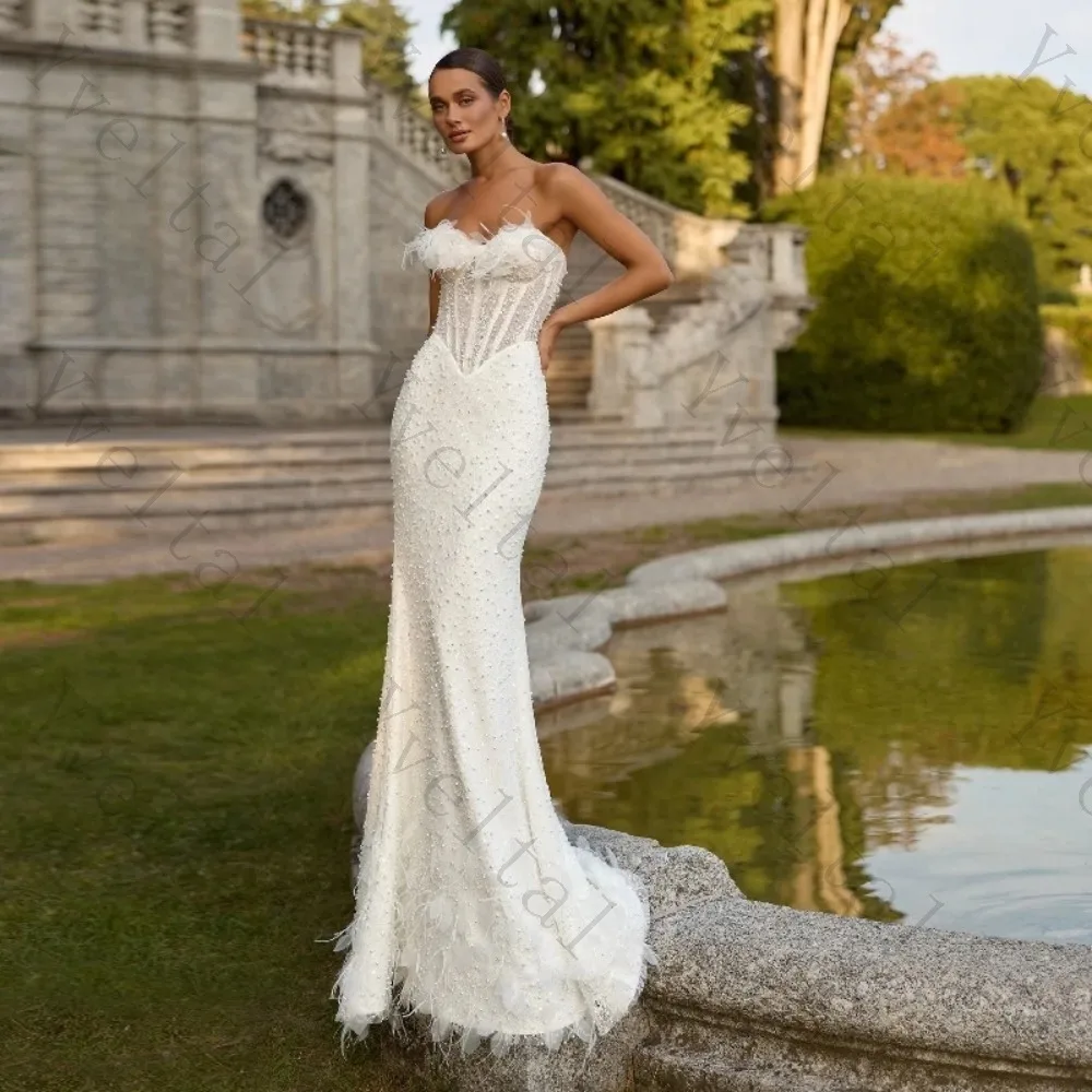 Customized Temperament Exquisite Strapless Wedding Dresses Fascinating Luxurious Lace Pearl Feather Detachable Bridal Gown