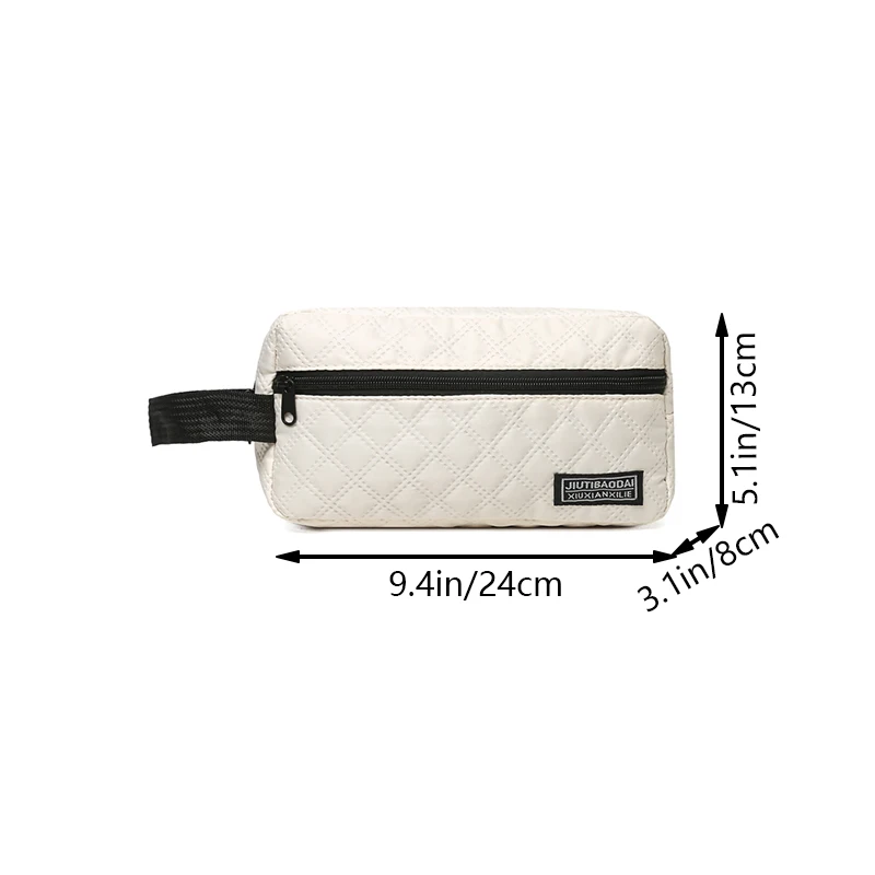 Neutral Style Bags Are Suitable for Business Trips. They Are Convenient to Carry and Feature Simple Makeup and Toiletry Bags.