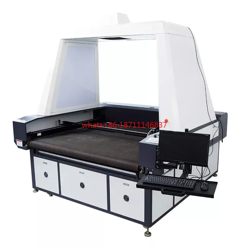 CCD 1812 camera laser cutting machine auto feeding fabric leather cloth  cutter   for garment industry