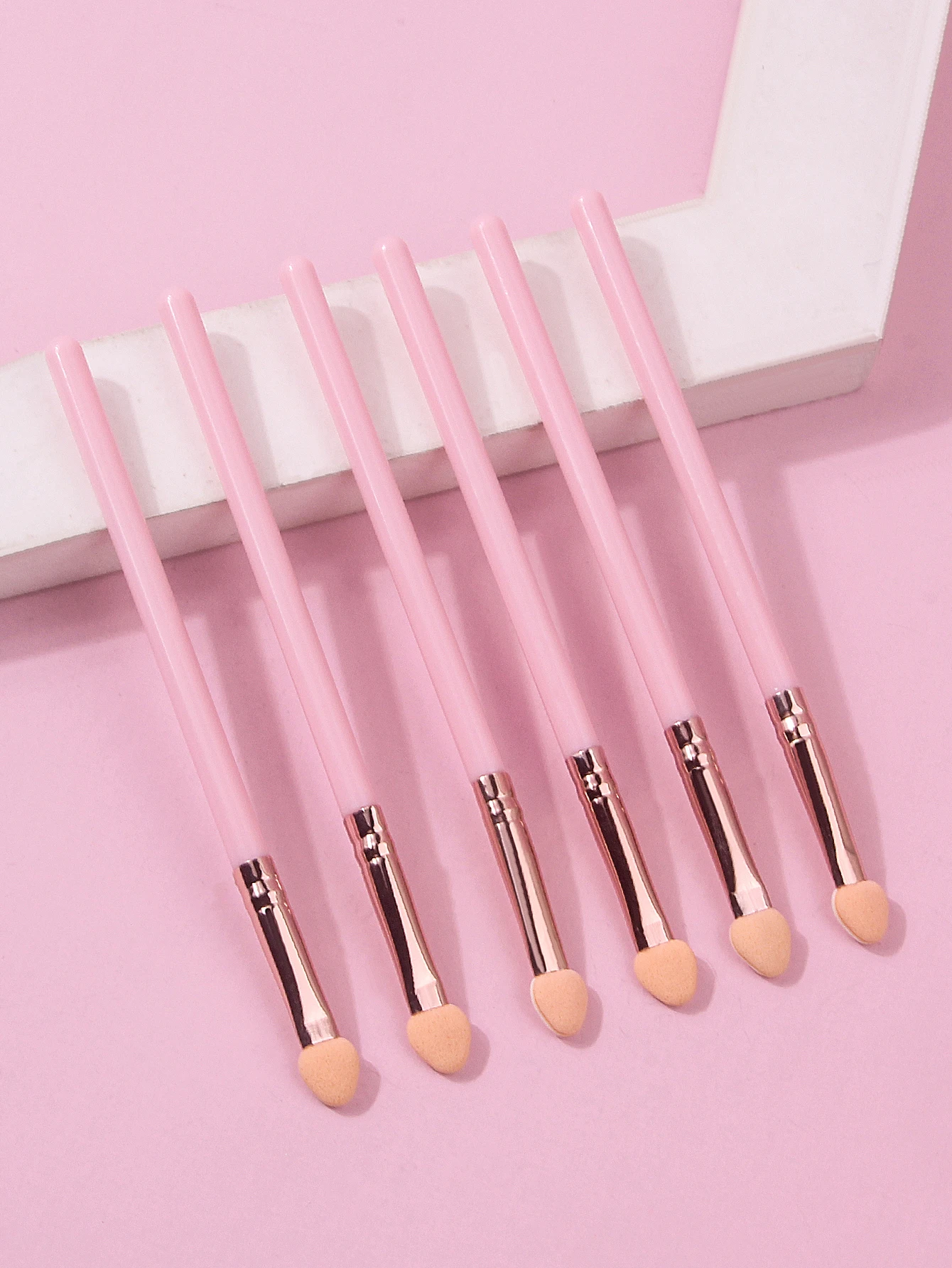 6PCS 핑크 아이섀도 브러쉬 세트, 스펀지 아이섀도 스틱, 블렌딩 브러쉬, 컨실러 브러쉬, 다기능 아이 메이크업 브러쉬
