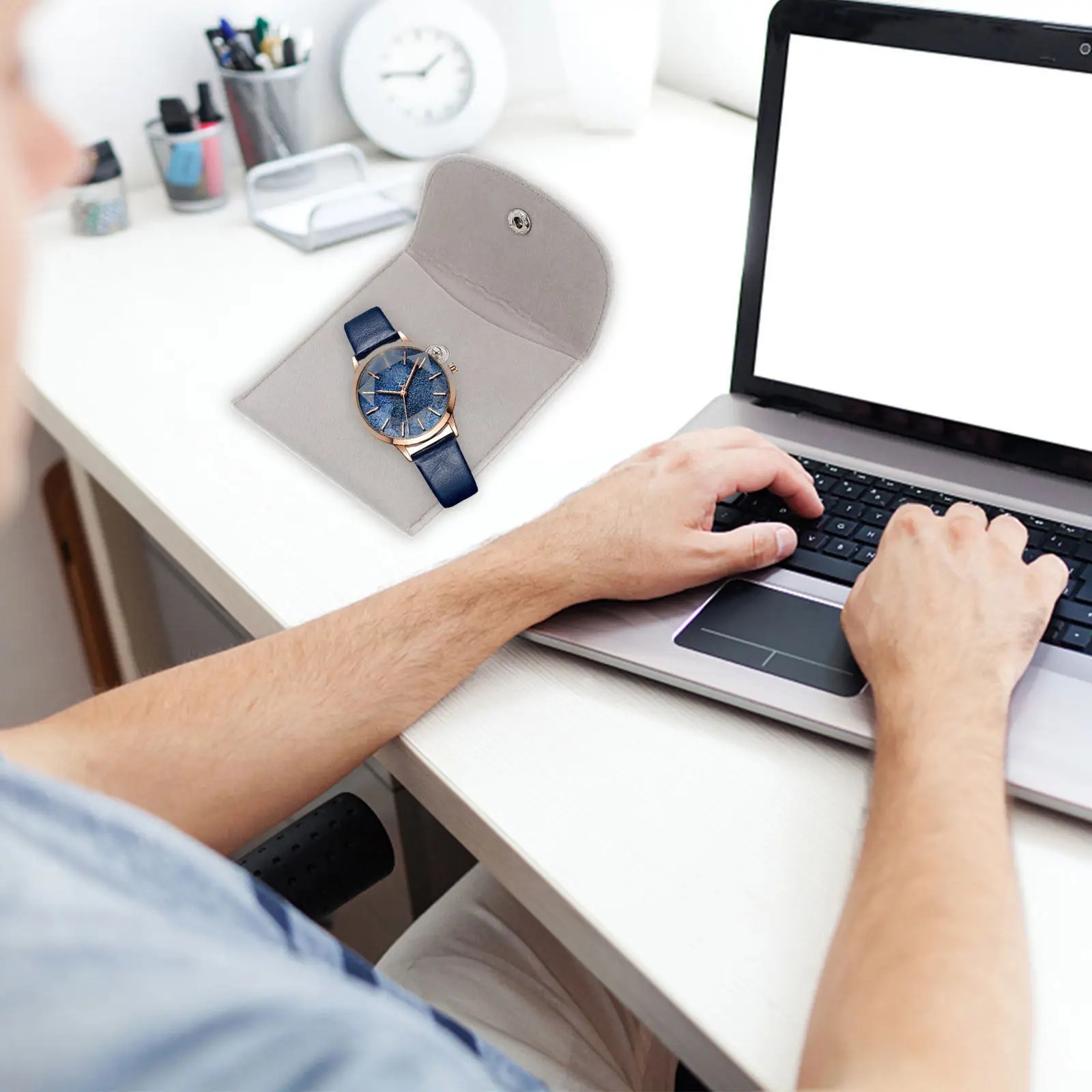 

2 шт. подарочные мешочки для хранения браслетов и часов, с застежкой-кнопкой, из гладкой ткани, для упаковки ювелирных изделий