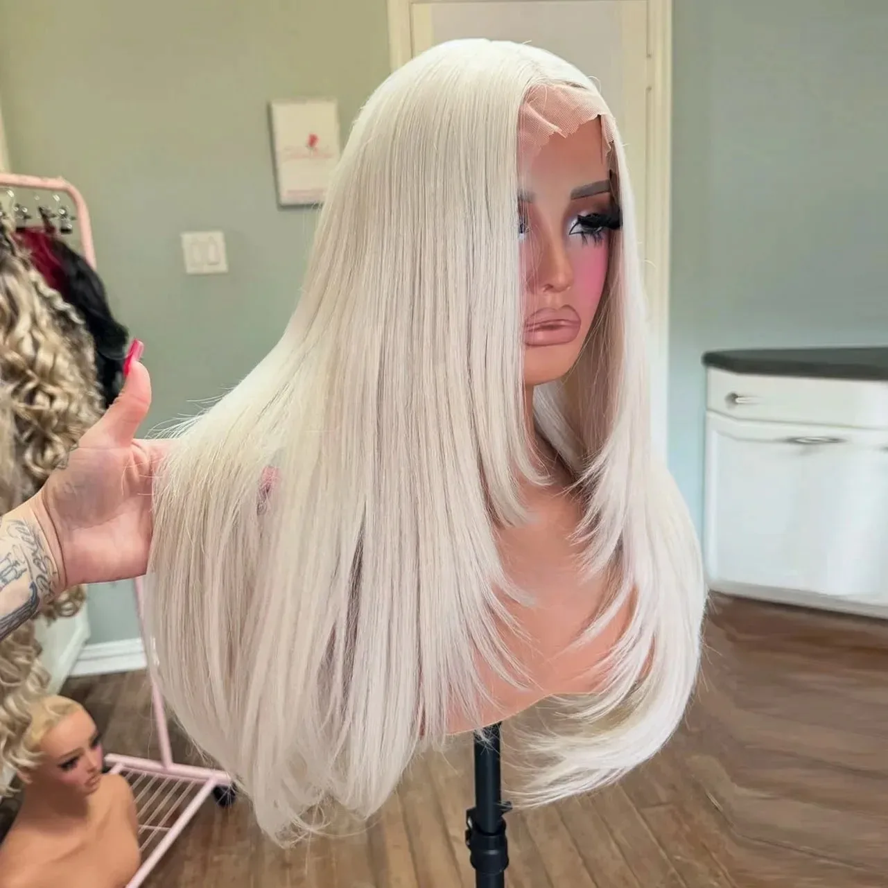 شعر مستعار أبيض الطبقات قطع شعر مستعار العظام مستقيم الدانتيل شعر مستعار أمامي قبل قطعها غلويليس 13x4 HD الدانتيل الباروكة الاصطناعية تأثيري الطرف