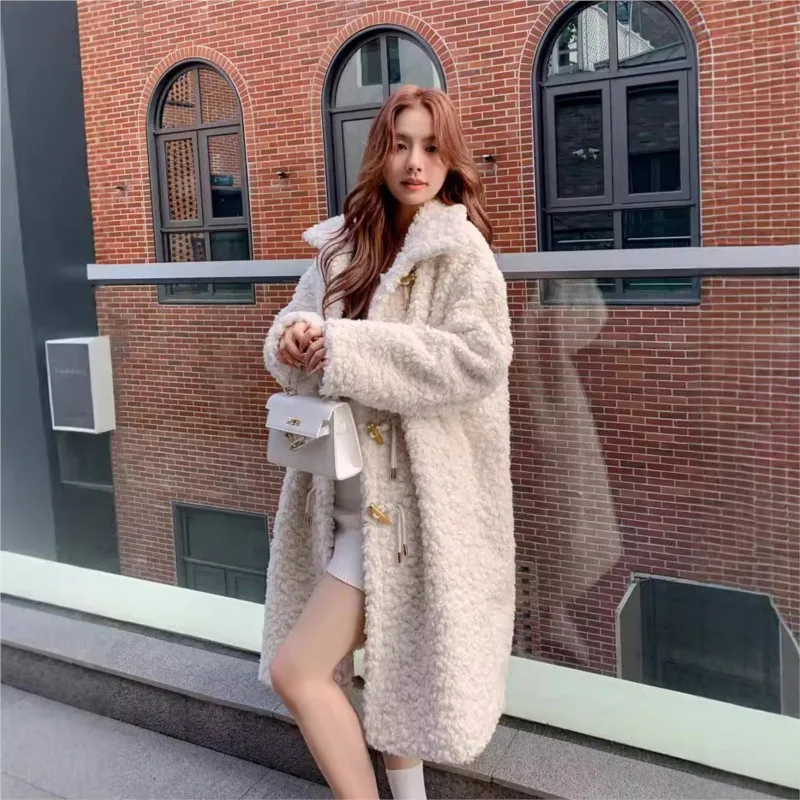 Extended fur mixed coat with horn buttons plus-size women's lapel furry clothes
