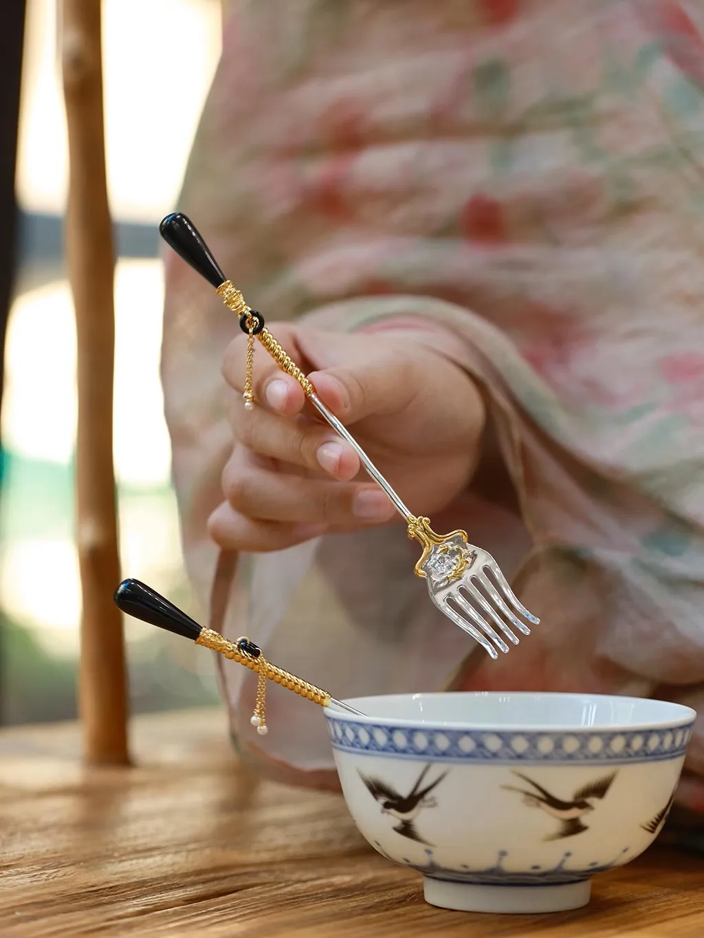A complete Set Of Retro Dongling Jade Carved Forks, Spoons, Desserts And Tableware With Chinese And Imperial Style
