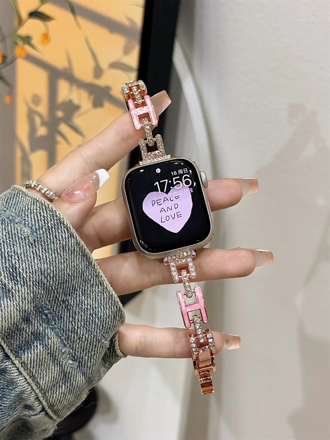 

Compatible with iWatch strap 38mm 40mm 41mm 42mm 44mm 45mm 49mm H-shaped diamond studded metal fashion strap