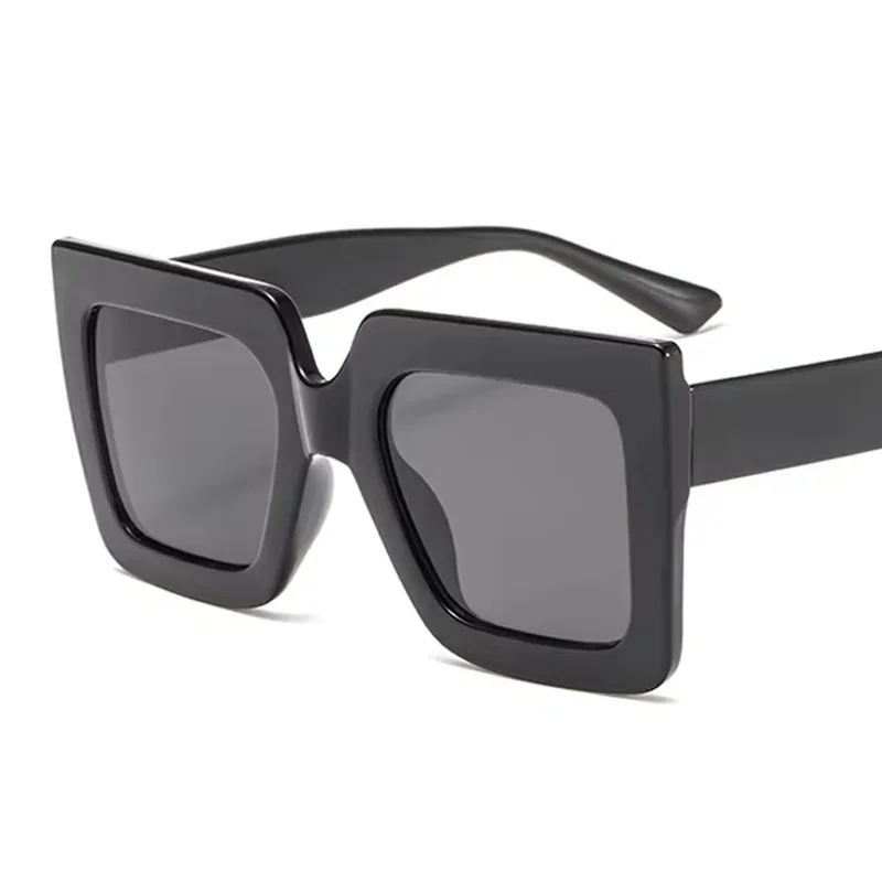 Outdoor Big Square Sunglasses Women Men Beautiful Cool Sun Glasses Mirror Black Colors Oversized Designer Brand Fashion