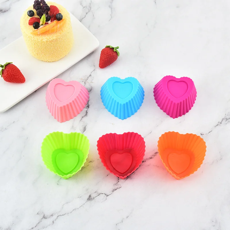 1Pcs Colorful Silicone Cupcake Liners Reusable Baking Cups Nonstick Easy Clean Pastry Muffin Molds Heart-shaped