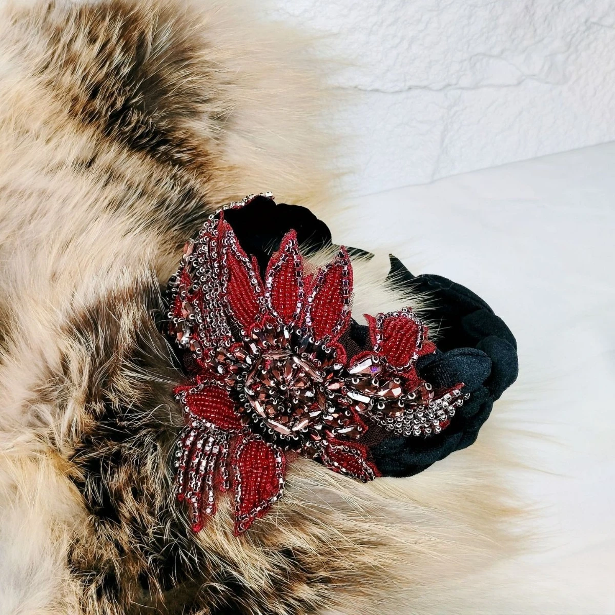 Original Luxury Retro Hand-stitched Diamond-studded Sunflower Headband Hair Accessory for Women