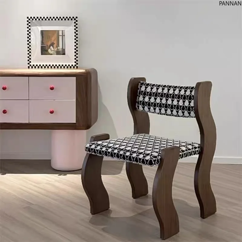 

Medieval Art Design Solid Wood Dining Chair Fashion Back Chair Leisure Chair Makeup Stool