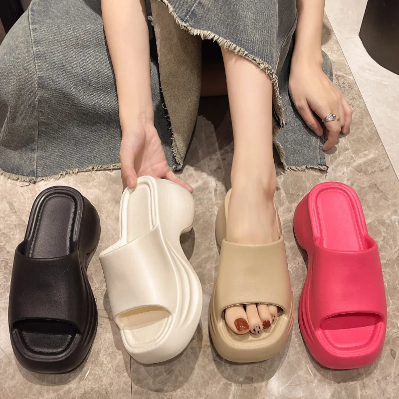 

2026 Spring/Summer Women's Platform Sandals EVA Thick-Sole Fashion Beach Shoes Casual Outdoor Height-Enhancing Style