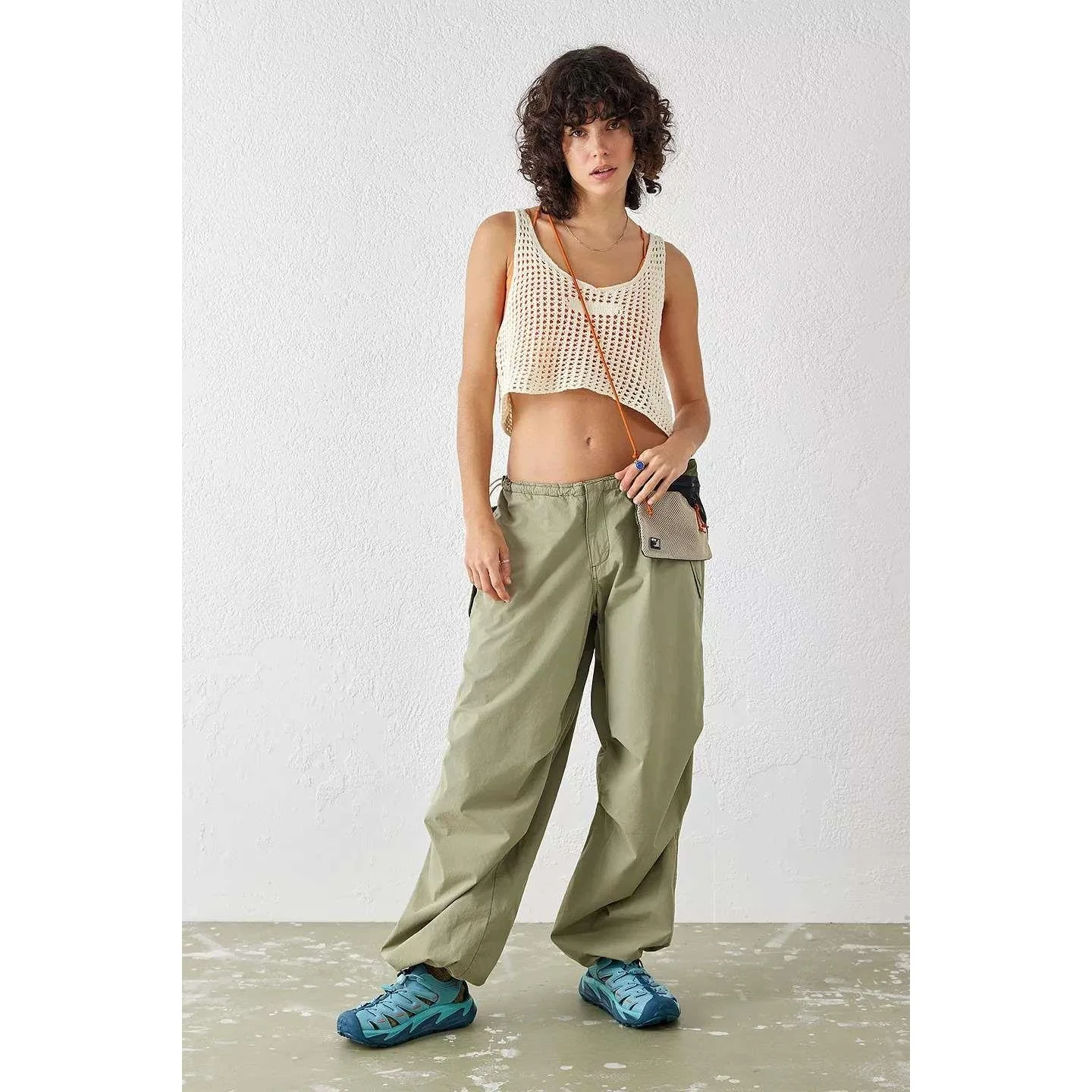 Dames Svel Vest Casual rond Ne Hollow out ort Lengte Buik Baring Gebreid Zomer Nieuwe Sle Faionable Vrijetijdskleding