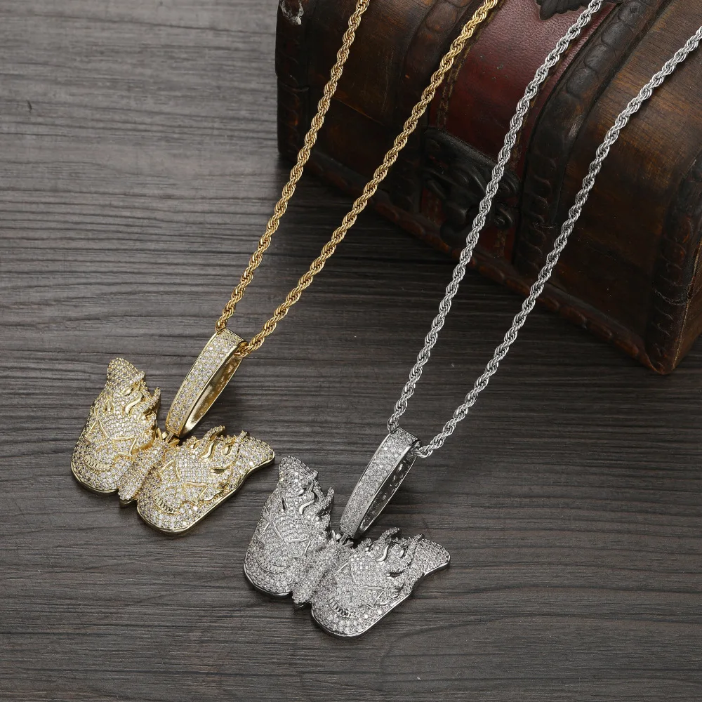 

Трансграничное ожерелье на Хэллоуин с вытянутым краем - Мужская подвеска с бабочкой и цирконом (цепочка 50 см)