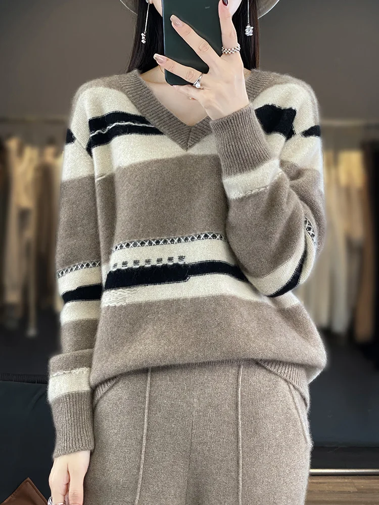 Autumn Winter 100% Wool Knitted Pullover Women V-Neck Fashion Large-Size Sweater Matching Color Jacquard Base Shirt Thicken Tops