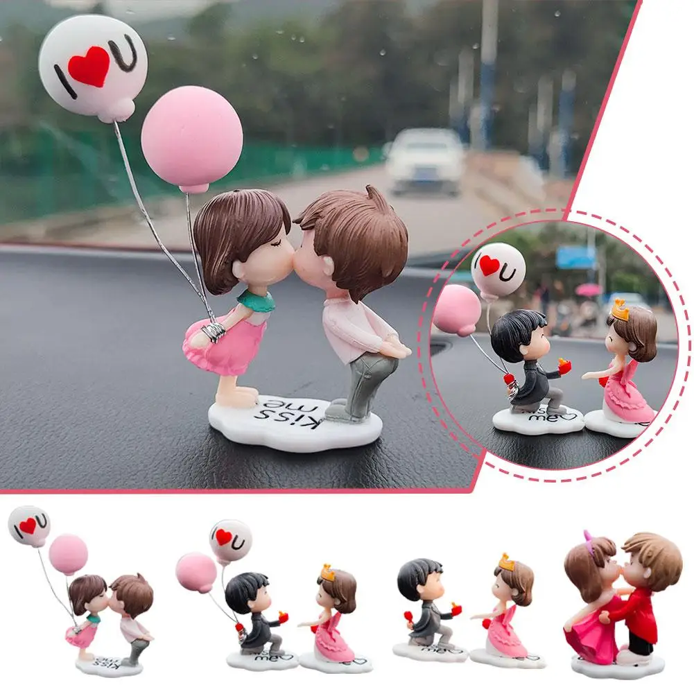 Car Dashboard Cute Couple Ornament Couples Action Figure Balloon Decoration Auto Interior Accessories for Girls Gifts Y9L1