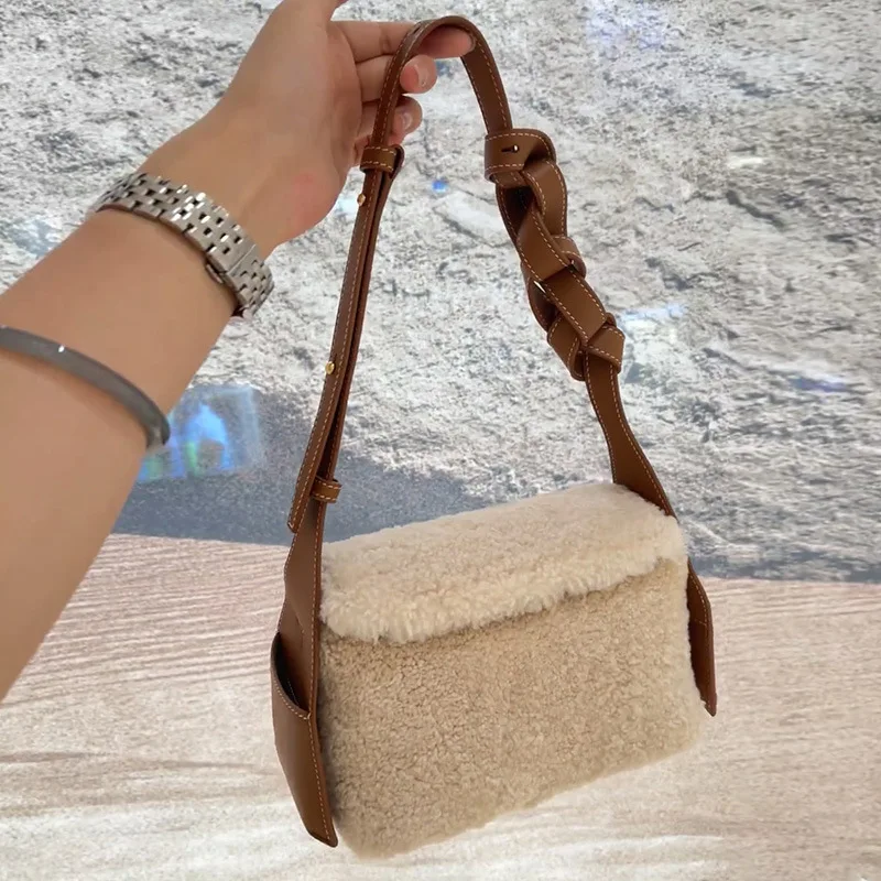 

Luxury Plush Shoulder Bag Woven Shoulder Strap Crossbody Bag Fashion Box Bag Brand Design Underarm Bag New Winter Flap Handbag