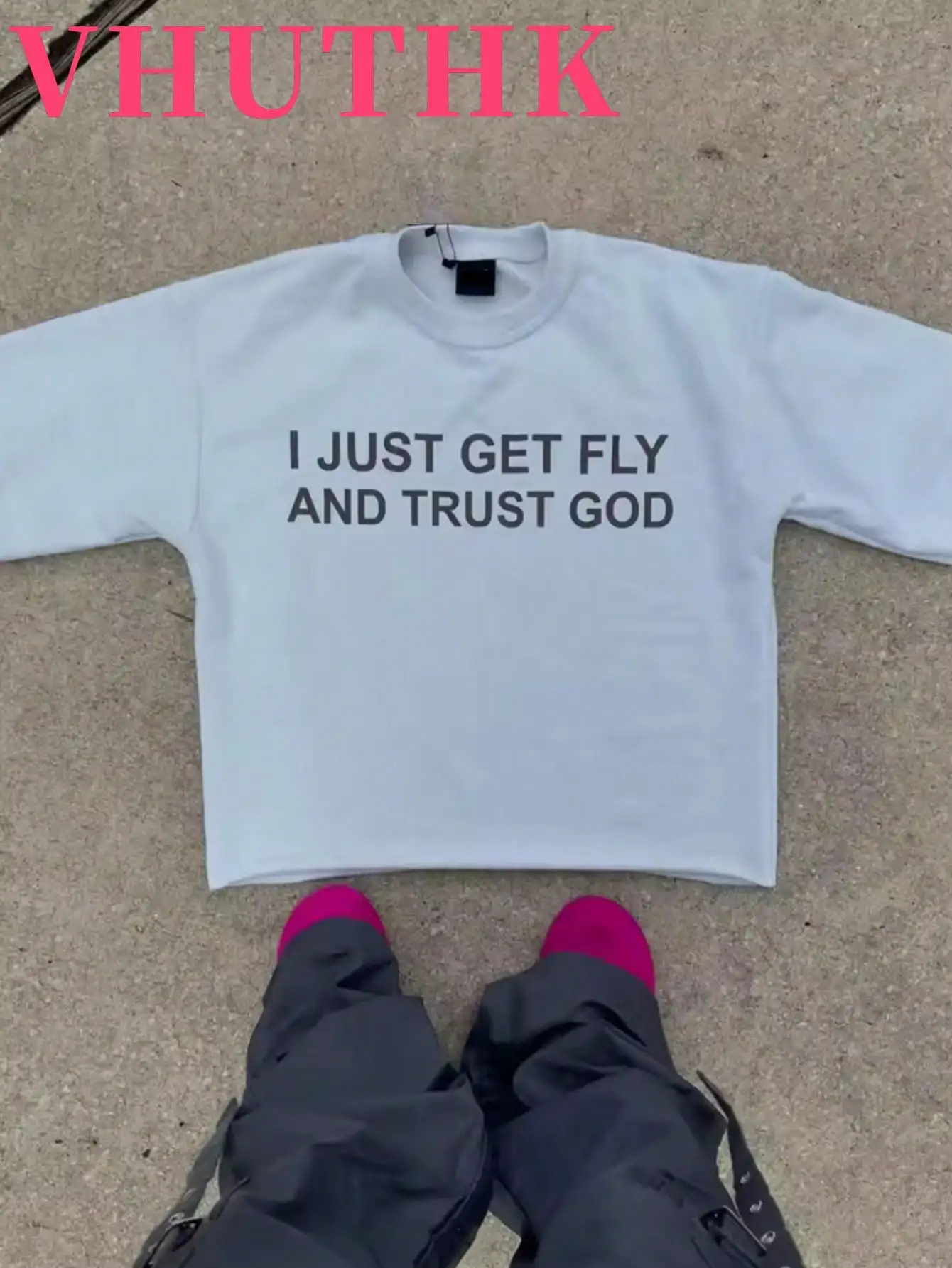 

Мужская хлопковая футболка оверсайз с длинным рукавом и ярким графическим принтом