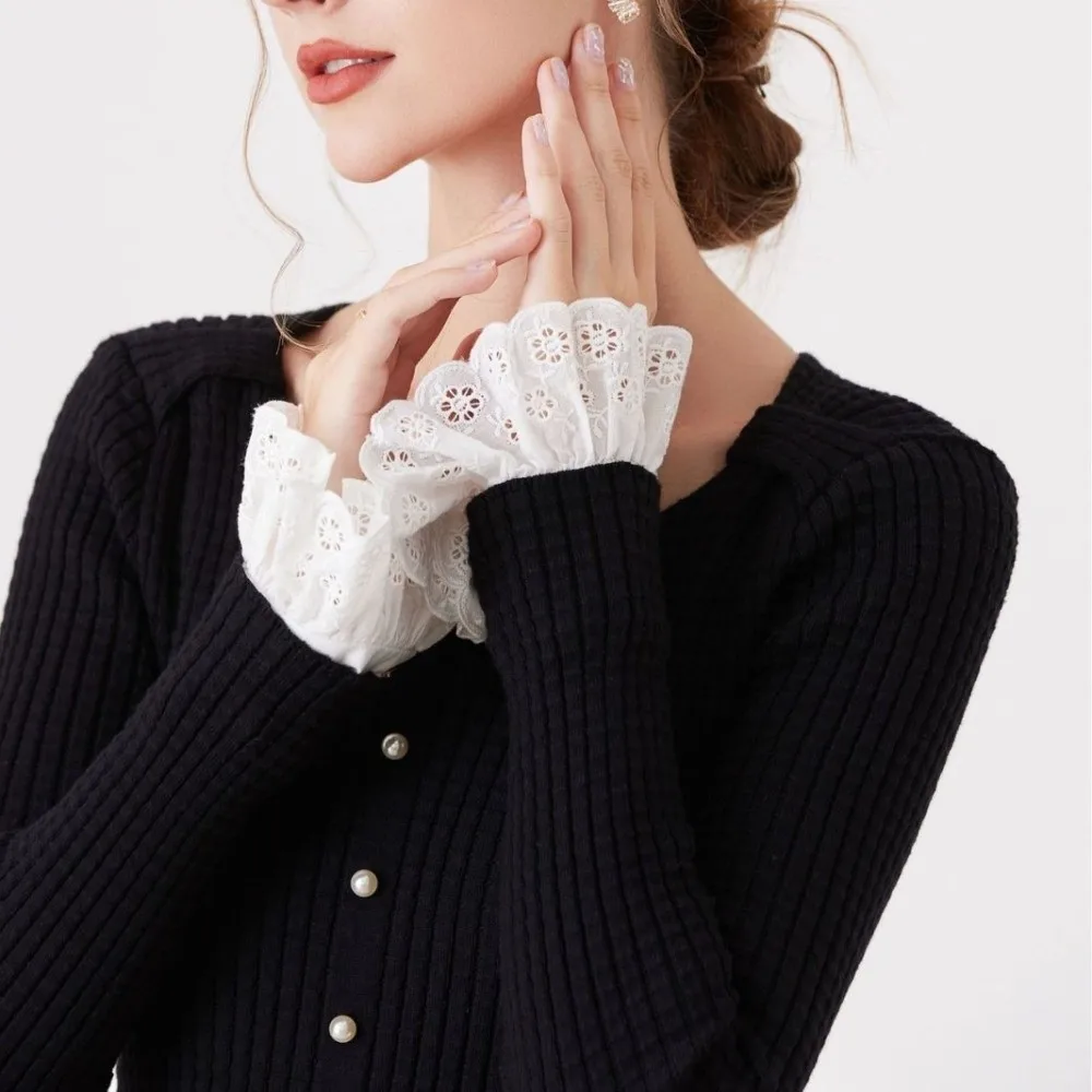 

Fashion French Style Lace Sleeve Hollow Out Clothing Decoration Fake Flared Sleeves Decorative Cuffs Women