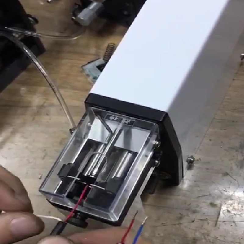 Pneumatic Electric High Accuracy Desktop Portable Inductive Type Wire Peeling Stripping Cutting Machine 3-4 Square mm