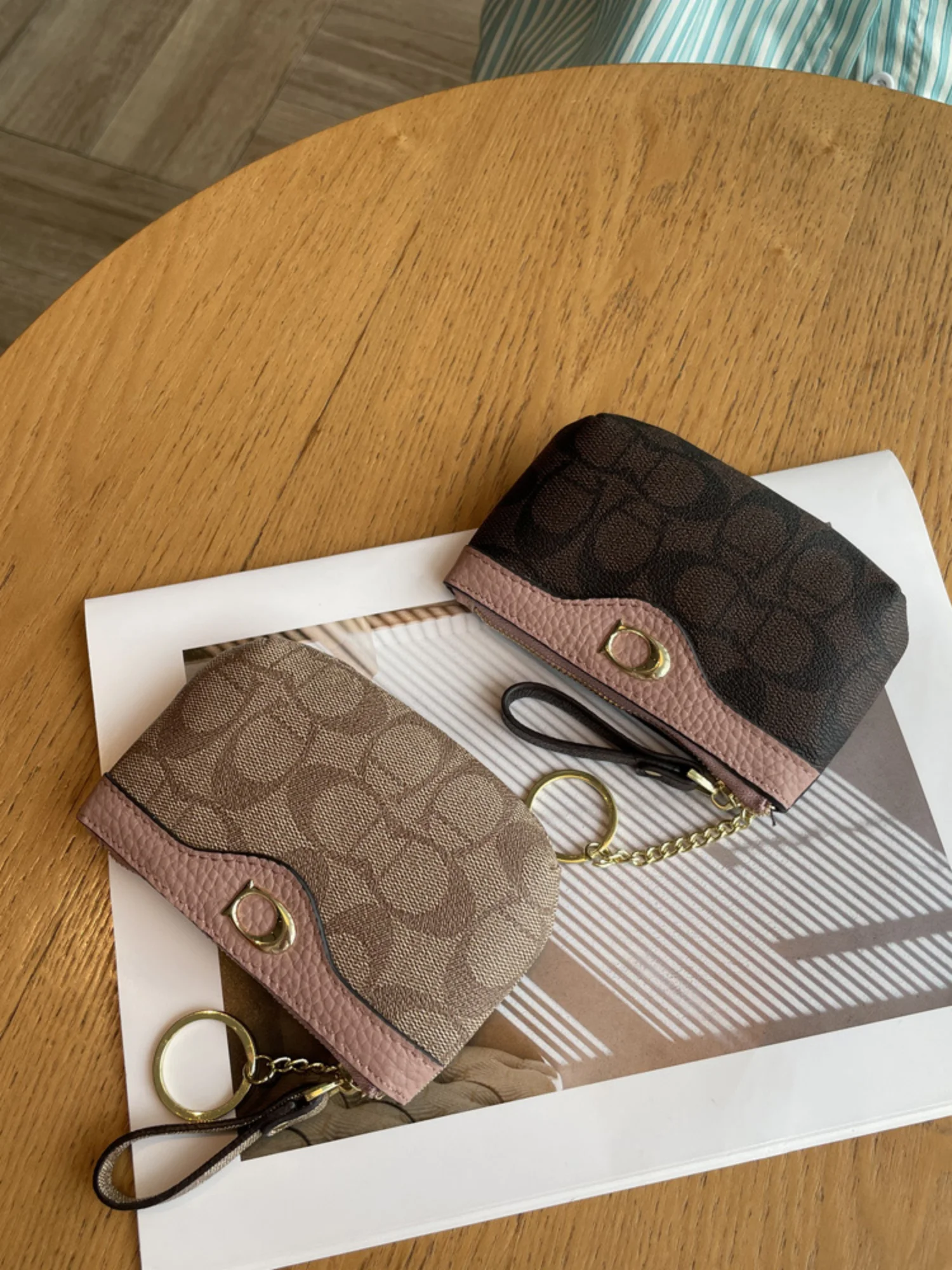 2026 Neue Klassische Kleine Geldbörse mit Blumenmuster, Damen-Mini-Geldbörse, Münzbeutel, Kleingeldtasche, Leder-Geldbörse, Aufbewahrungstasche, Kartentasche – Detail 9