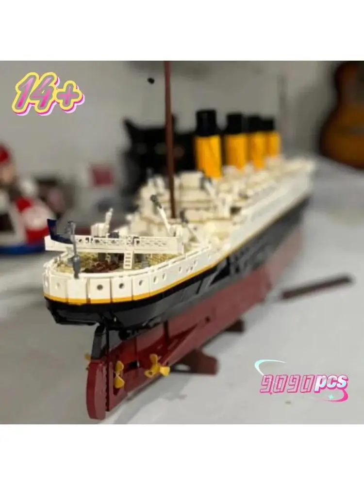 Neue Kompatible 9090-teilige Titanic-Bausteine MOC-Displaymodell Ziegel Kreuzfahrtschiff Dampfschiff für Erwachsene Spielzeug Weihnachtsgeschenke