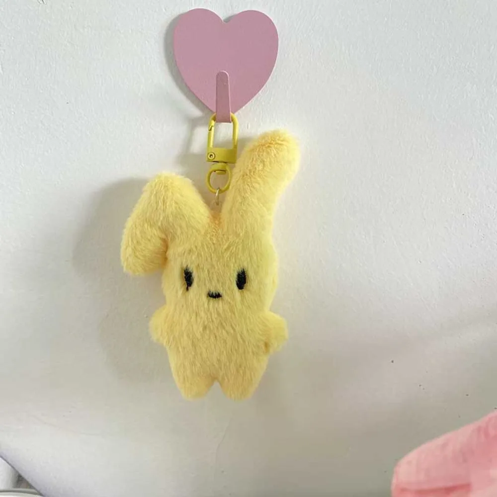 LLavero de juguete de peluche de conejo, llavero de dibujos animados rosa con forma de corazón esponjoso, decoración, juguete de peluche, llavero de pareja